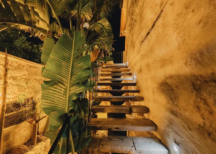 Hotel Suare Adults Only