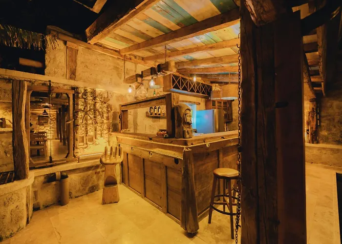 Hotel Suare Adults Only